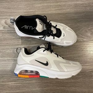 Nike Air Max 200